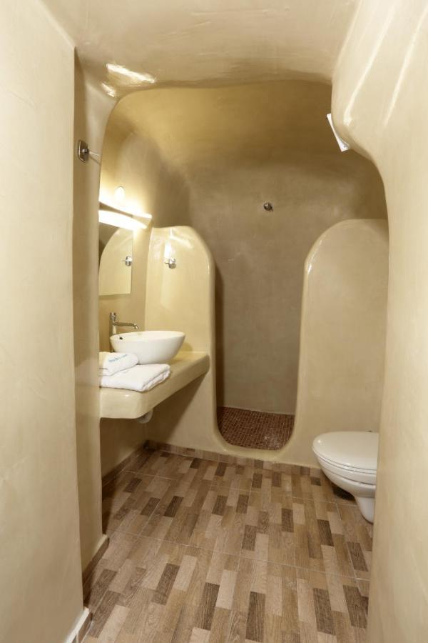 Church And Cave - Santorini Private Residences メッサリア エクステリア 写真
